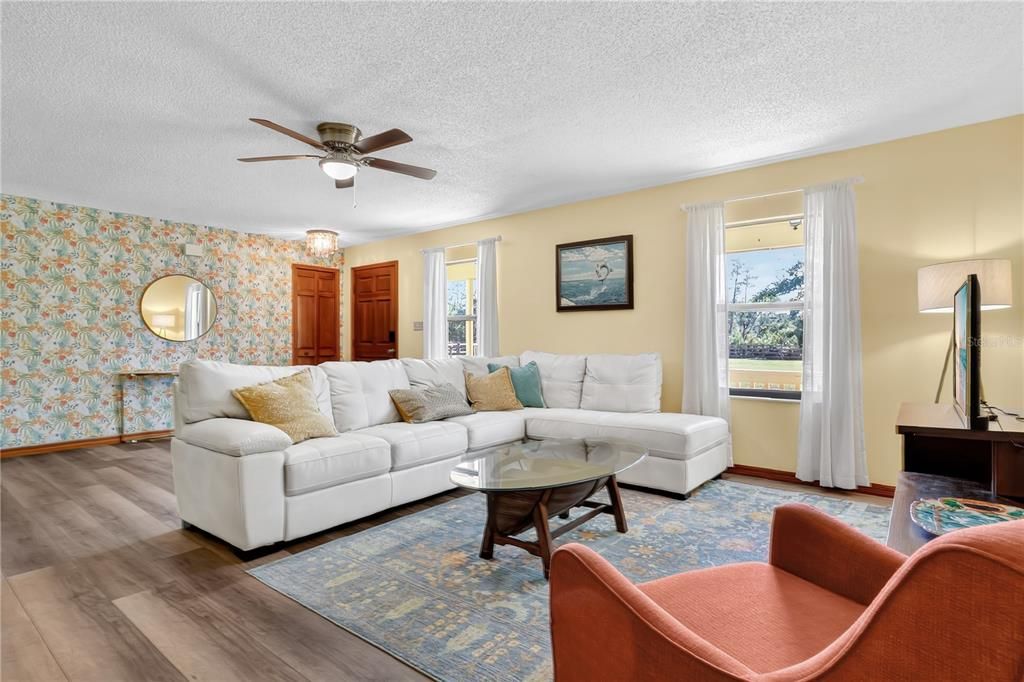 For Sale: $775,000 (3 beds, 2 baths, 2093 Square Feet)