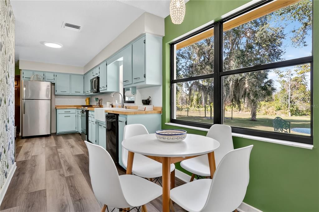 For Sale: $775,000 (3 beds, 2 baths, 2093 Square Feet)