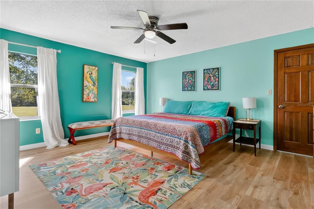 For Sale: $775,000 (3 beds, 2 baths, 2093 Square Feet)