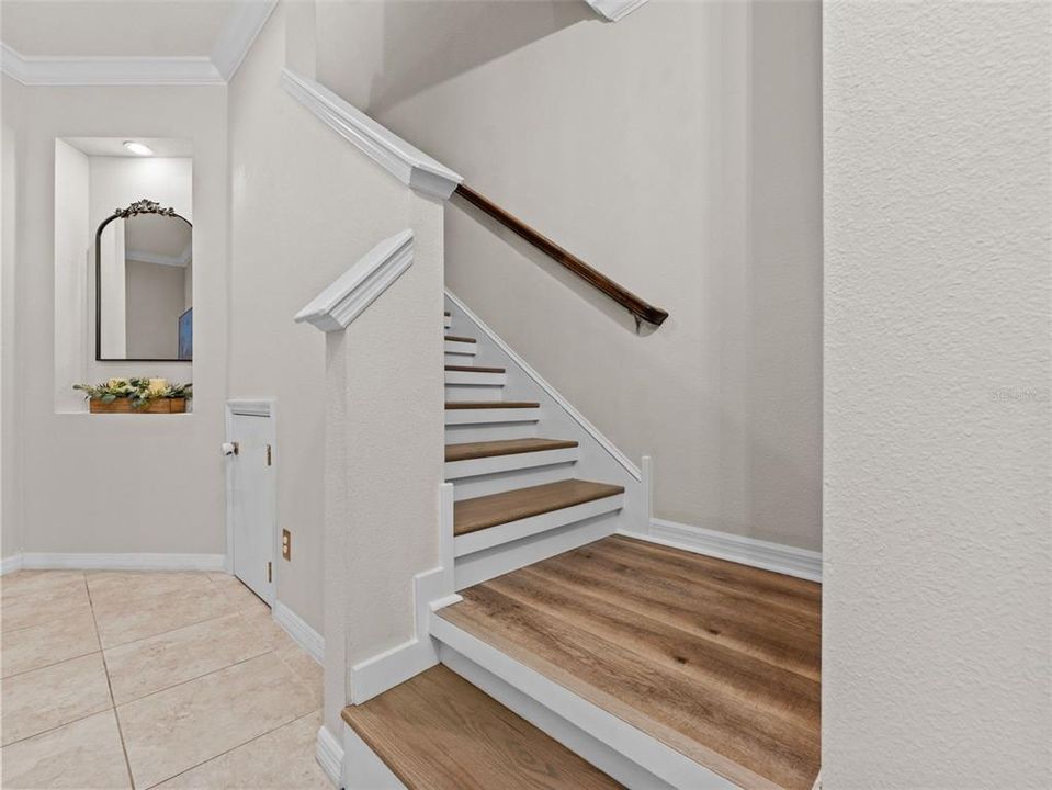 For Sale: $329,900 (3 beds, 2 baths, 1525 Square Feet)