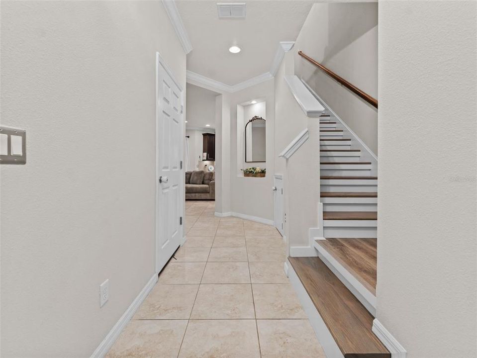 For Sale: $329,900 (3 beds, 2 baths, 1525 Square Feet)