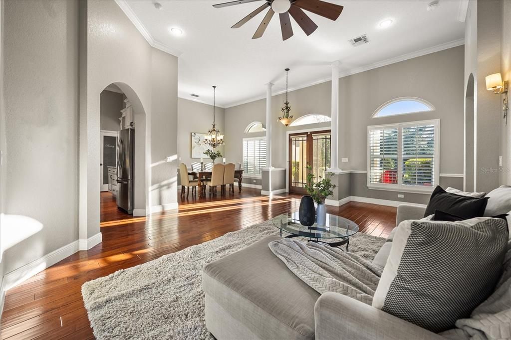 Activo con contrato: $750,000 (4 camas, 3 baños, 2889 Pies cuadrados)