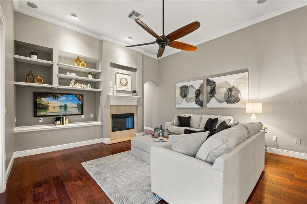 Activo con contrato: $750,000 (4 camas, 3 baños, 2889 Pies cuadrados)