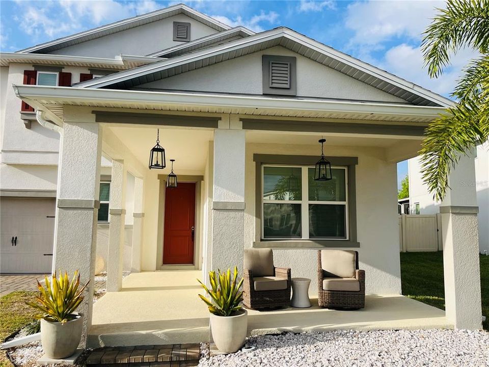 For Sale: $799,000 (5 beds, 4 baths, 3793 Square Feet)