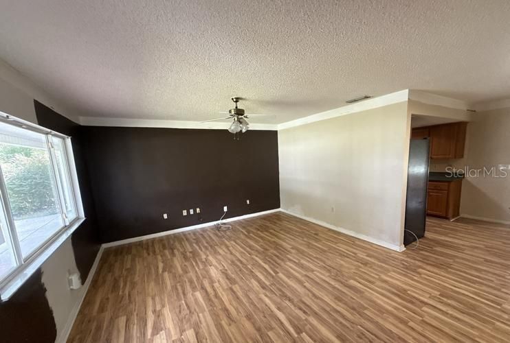 For Sale: $174,000 (2 beds, 2 baths, 1008 Square Feet)