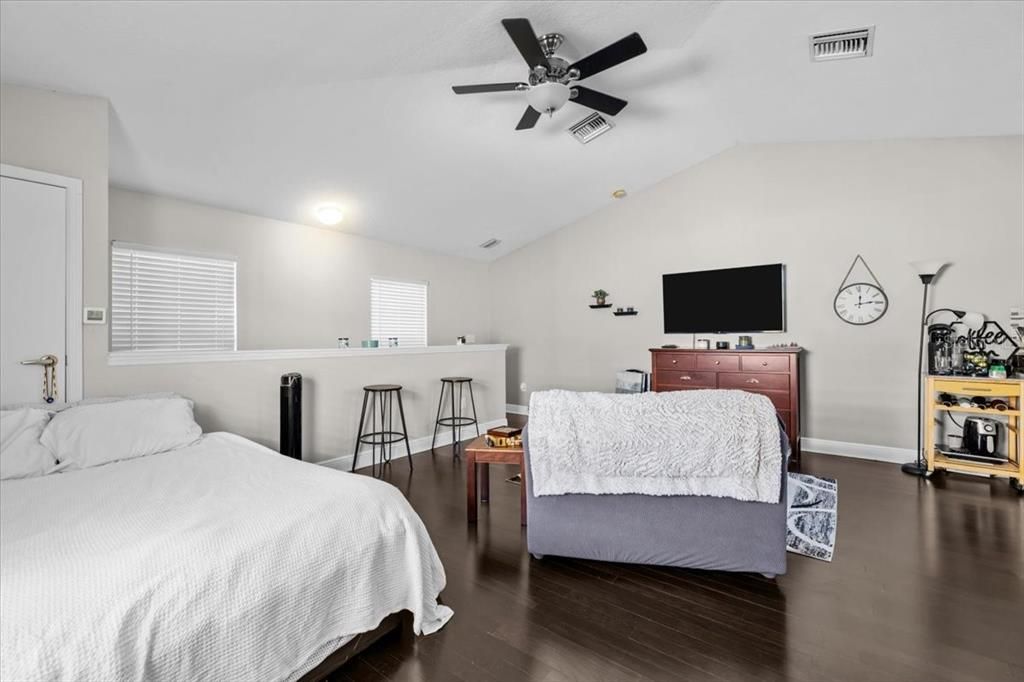 Active With Contract: $631,950 (4 beds, 3 baths, 2320 Square Feet)