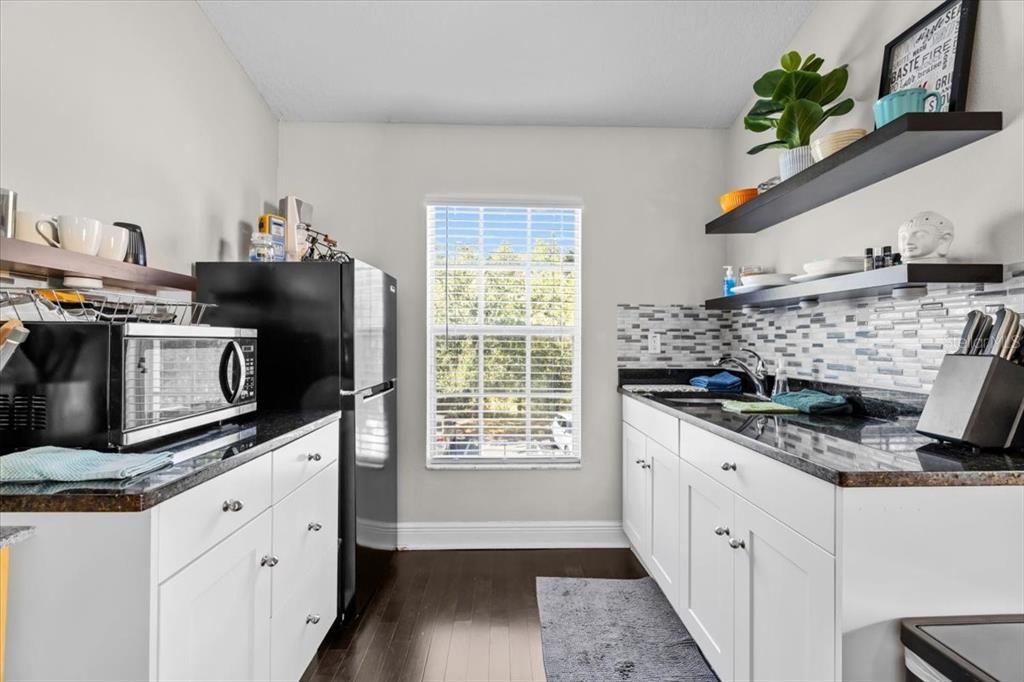 Active With Contract: $631,950 (4 beds, 3 baths, 2320 Square Feet)