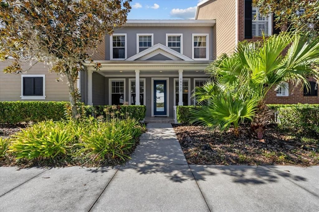 Active With Contract: $631,950 (4 beds, 3 baths, 2320 Square Feet)