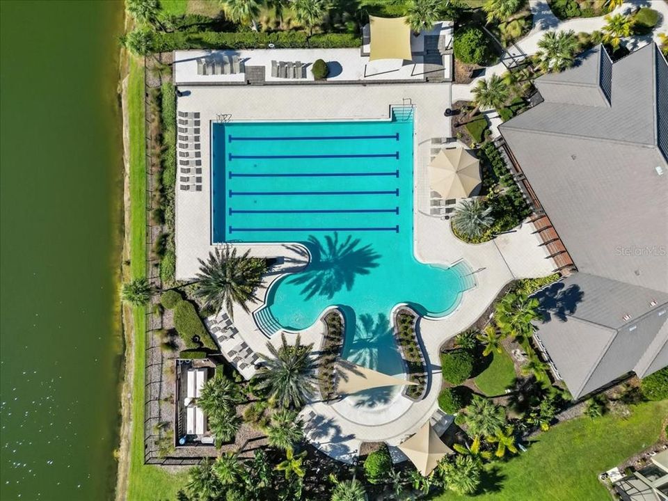 Active With Contract: $631,950 (4 beds, 3 baths, 2320 Square Feet)