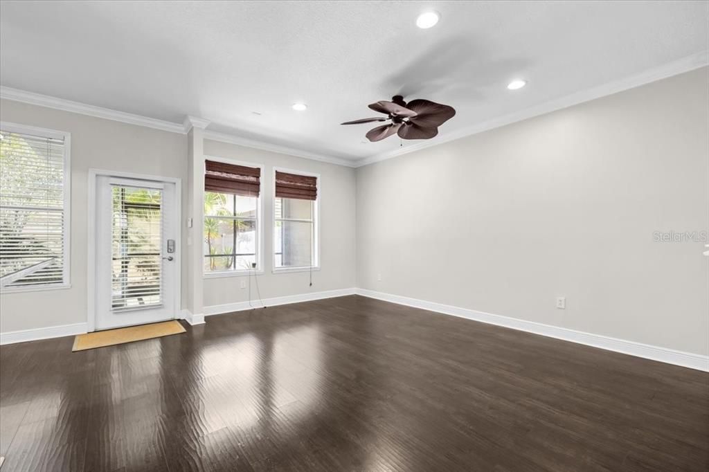 Active With Contract: $631,950 (4 beds, 3 baths, 2320 Square Feet)