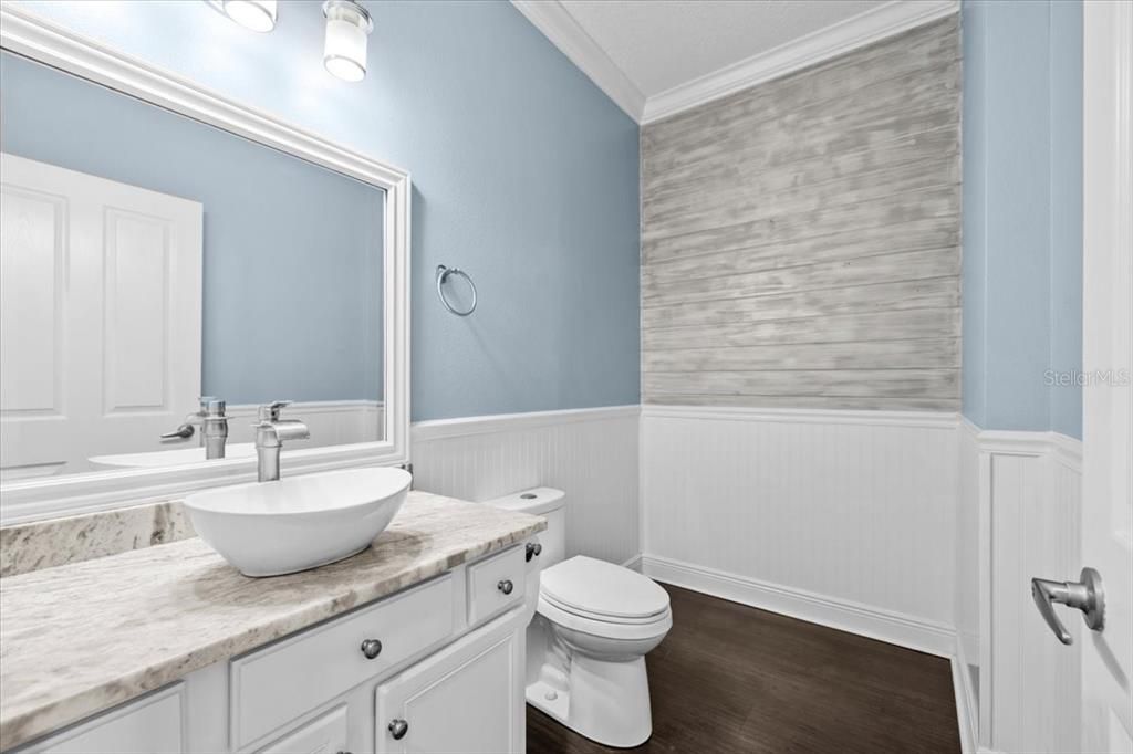 Active With Contract: $631,950 (4 beds, 3 baths, 2320 Square Feet)