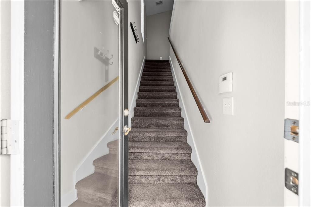 Active With Contract: $631,950 (4 beds, 3 baths, 2320 Square Feet)