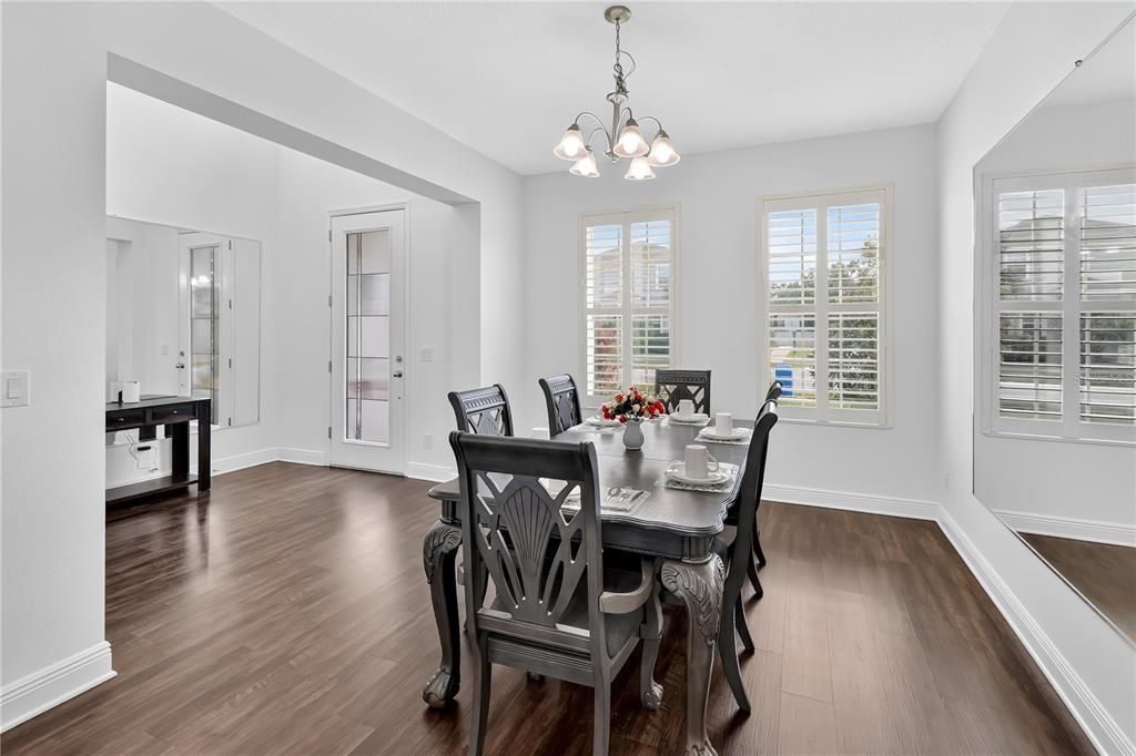 For Sale: $665,000 (5 beds, 3 baths, 3854 Square Feet)