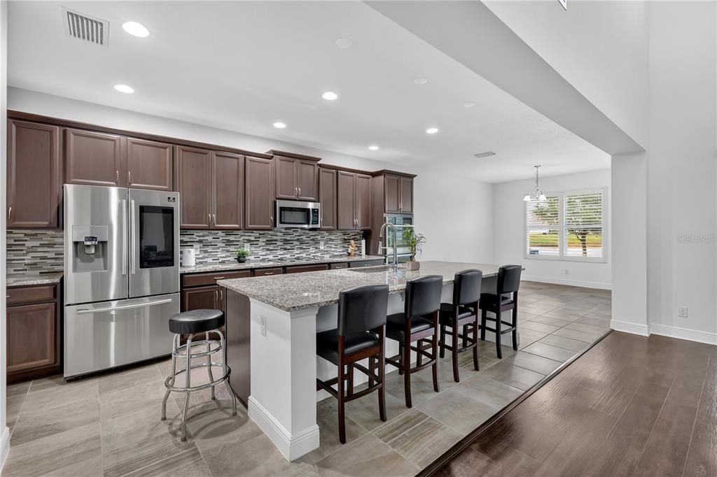 For Sale: $665,000 (5 beds, 3 baths, 3854 Square Feet)