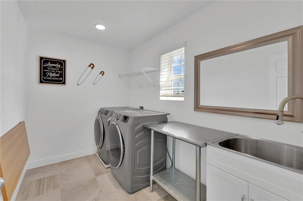 For Sale: $665,000 (5 beds, 3 baths, 3854 Square Feet)