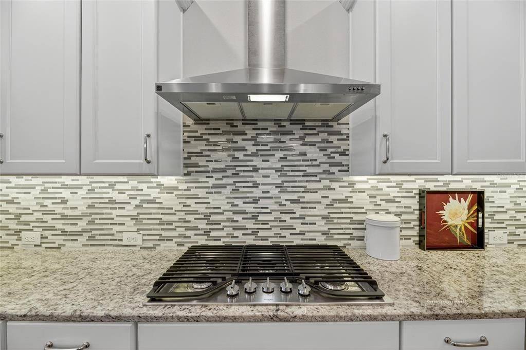 For Sale: $575,000 (2 beds, 2 baths, 2685 Square Feet)