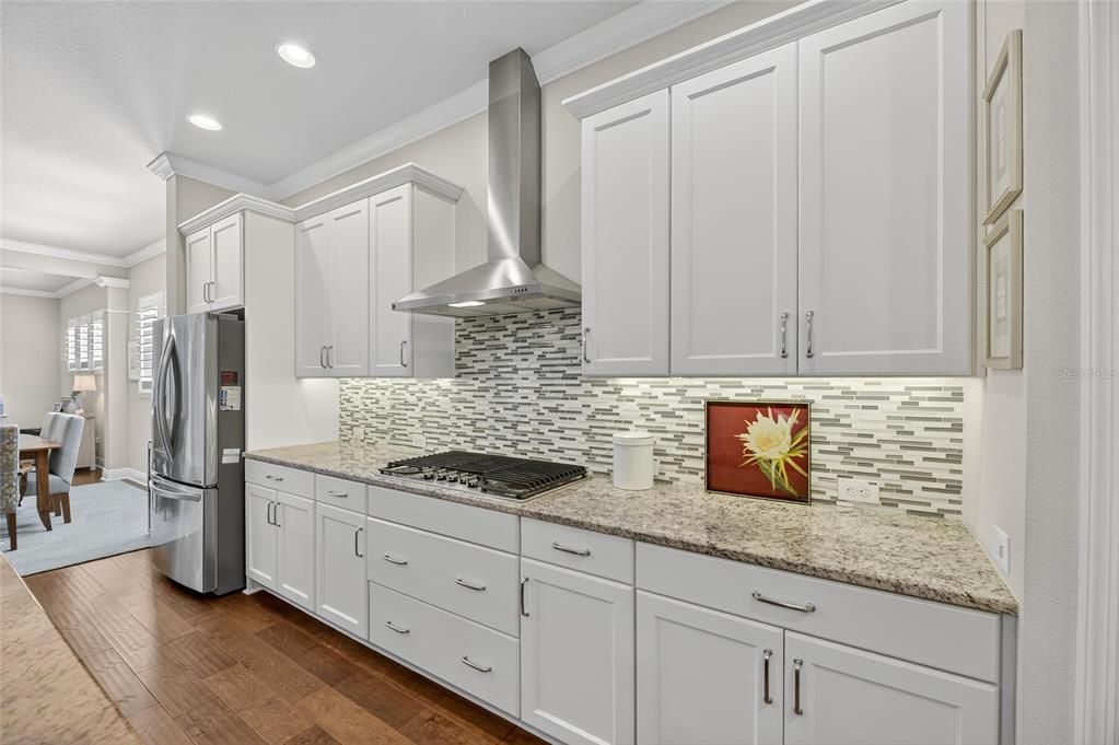 For Sale: $575,000 (2 beds, 2 baths, 2685 Square Feet)