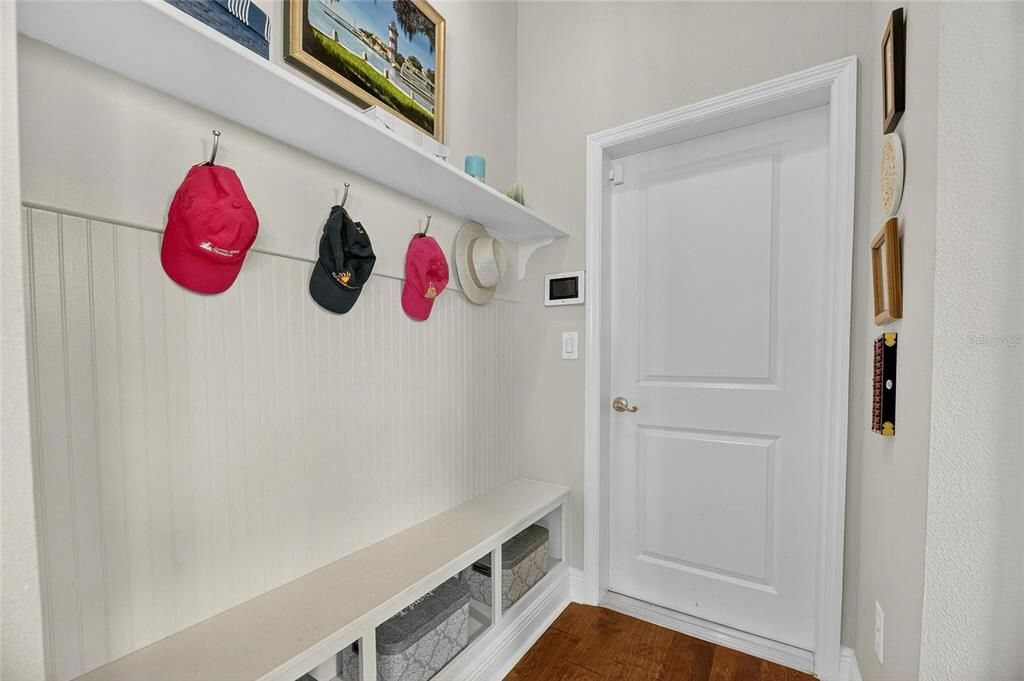 For Sale: $575,000 (2 beds, 2 baths, 2685 Square Feet)