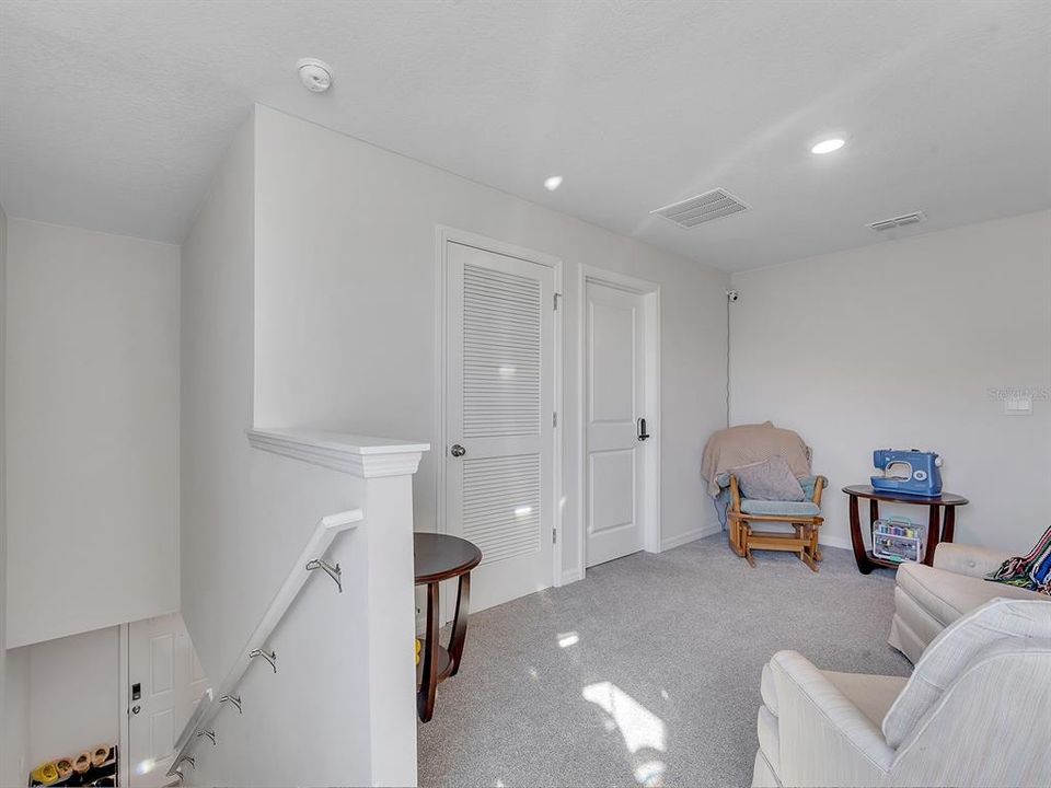 For Rent: $2,850 (5 beds, 3 baths, 2447 Square Feet)