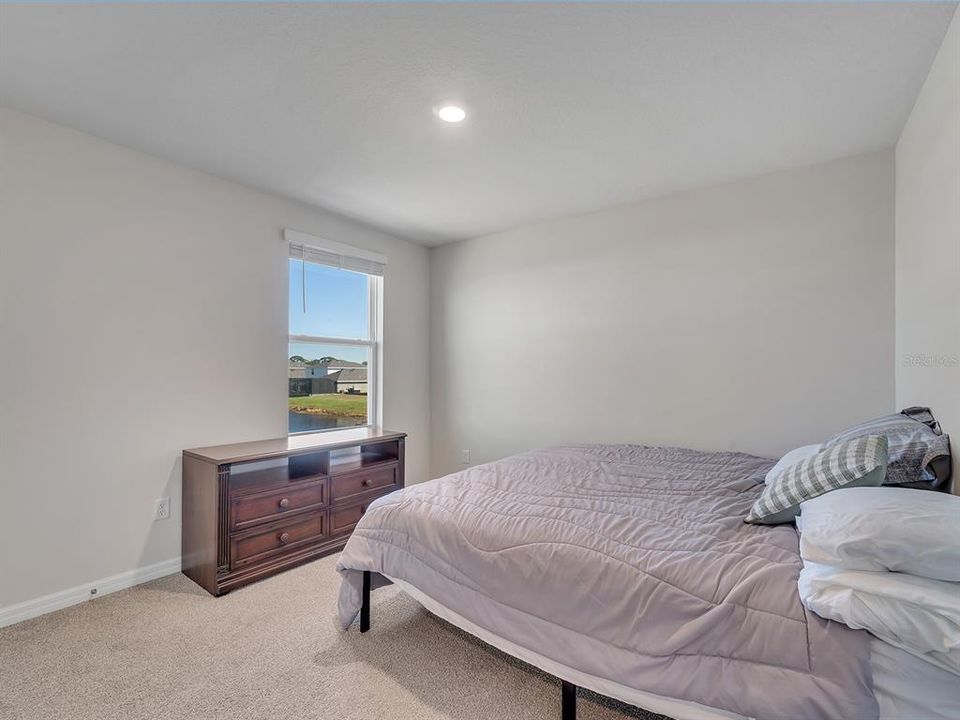 For Rent: $2,850 (5 beds, 3 baths, 2447 Square Feet)