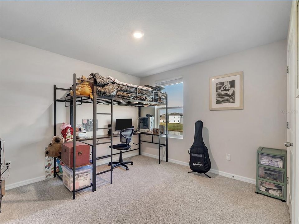 For Rent: $2,850 (5 beds, 3 baths, 2447 Square Feet)