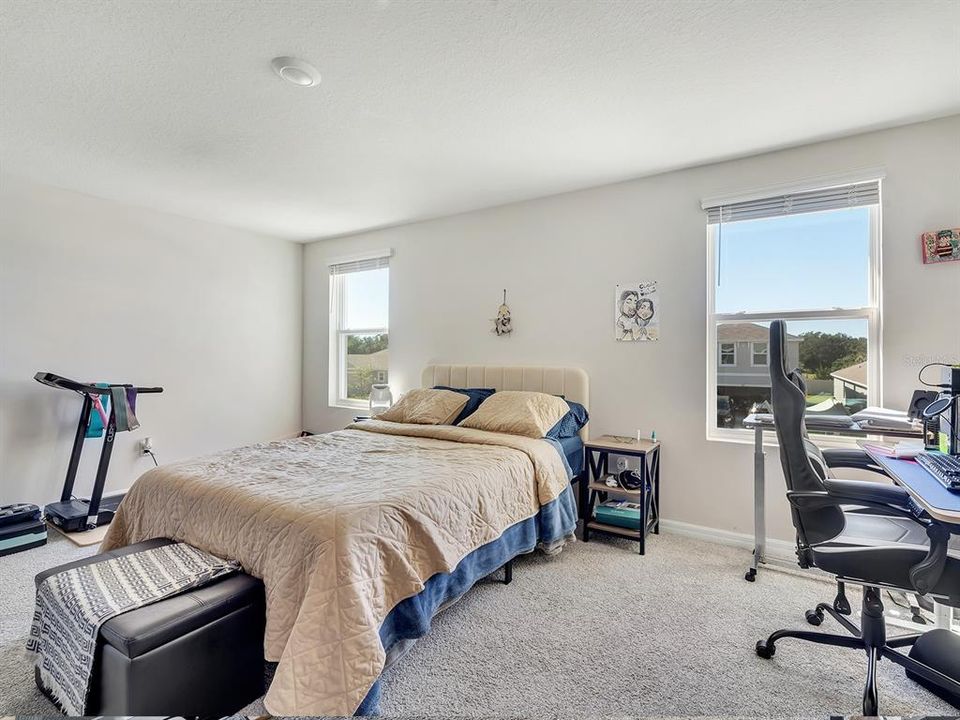 For Rent: $2,850 (5 beds, 3 baths, 2447 Square Feet)