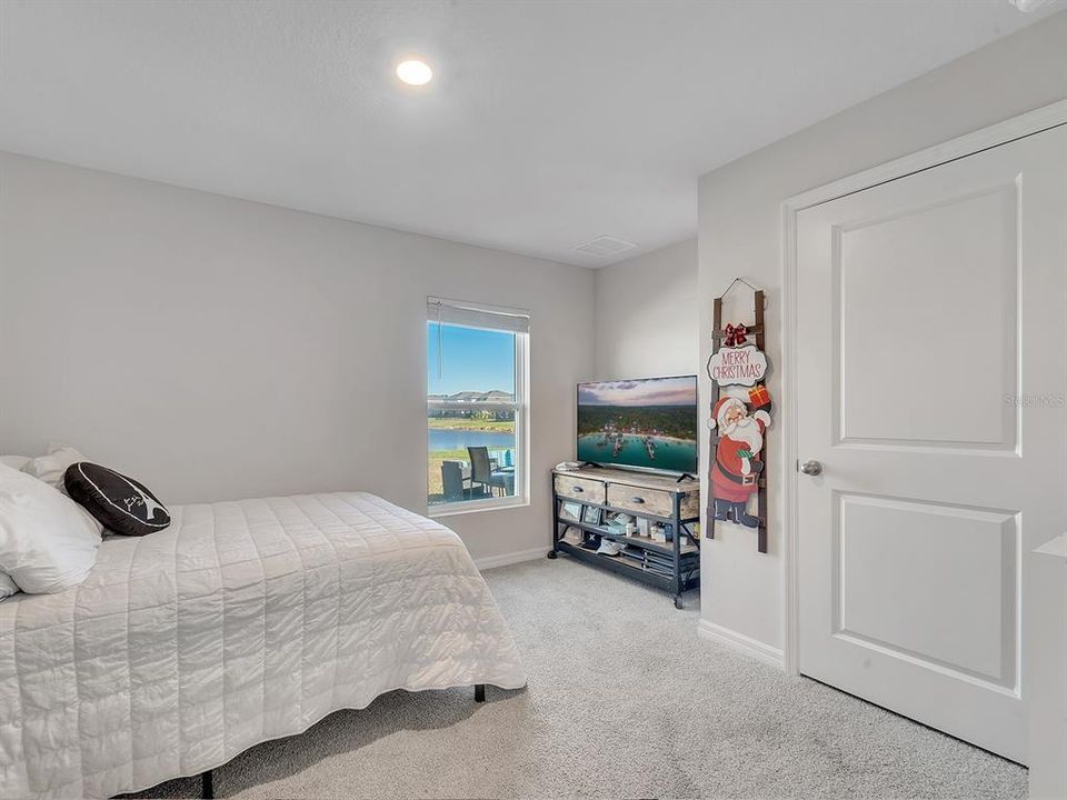 For Rent: $2,850 (5 beds, 3 baths, 2447 Square Feet)