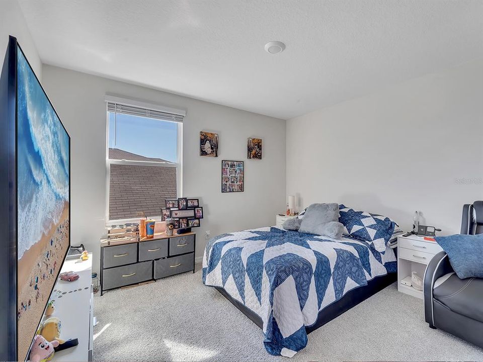 For Rent: $2,850 (5 beds, 3 baths, 2447 Square Feet)