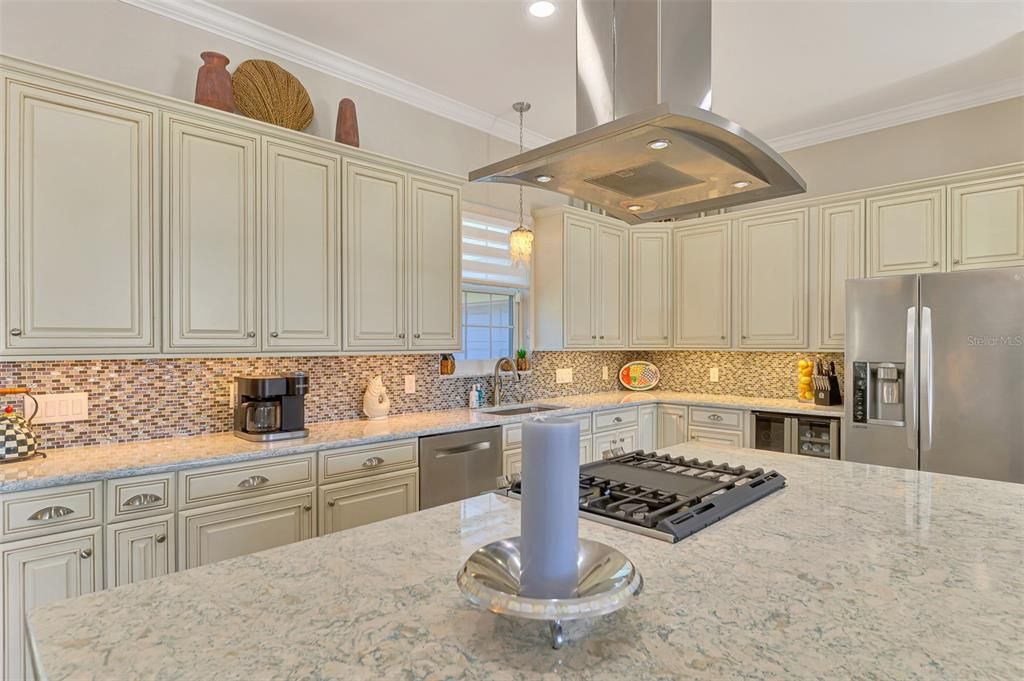 For Sale: $849,900 (3 beds, 2 baths, 2471 Square Feet)