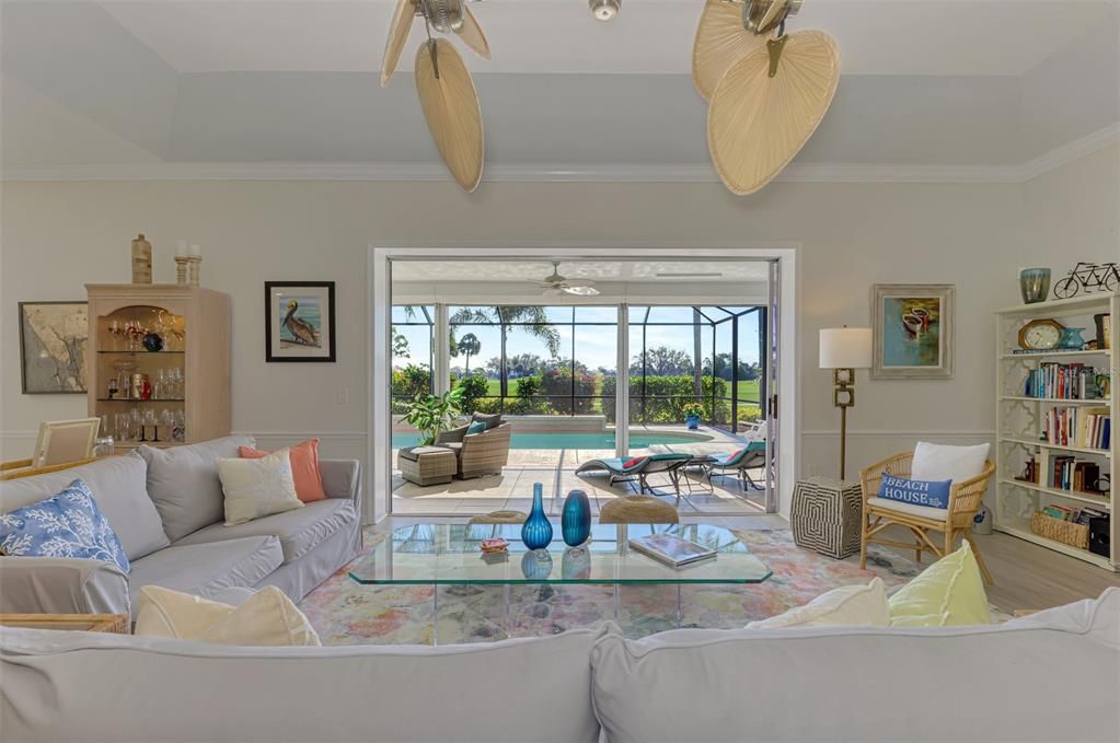 For Sale: $849,900 (3 beds, 2 baths, 2471 Square Feet)