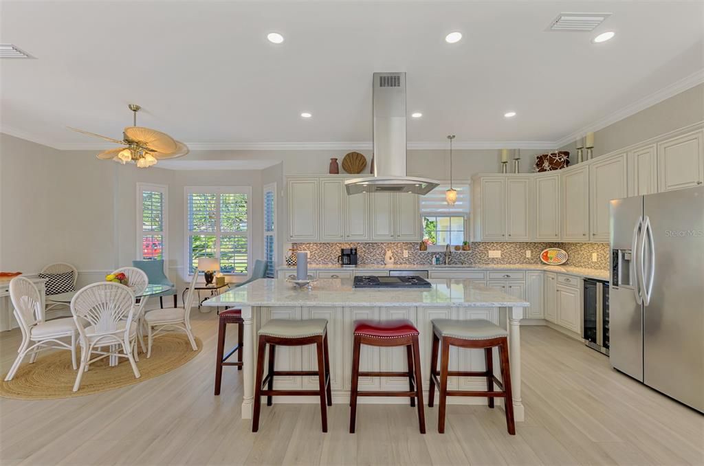 For Sale: $849,900 (3 beds, 2 baths, 2471 Square Feet)