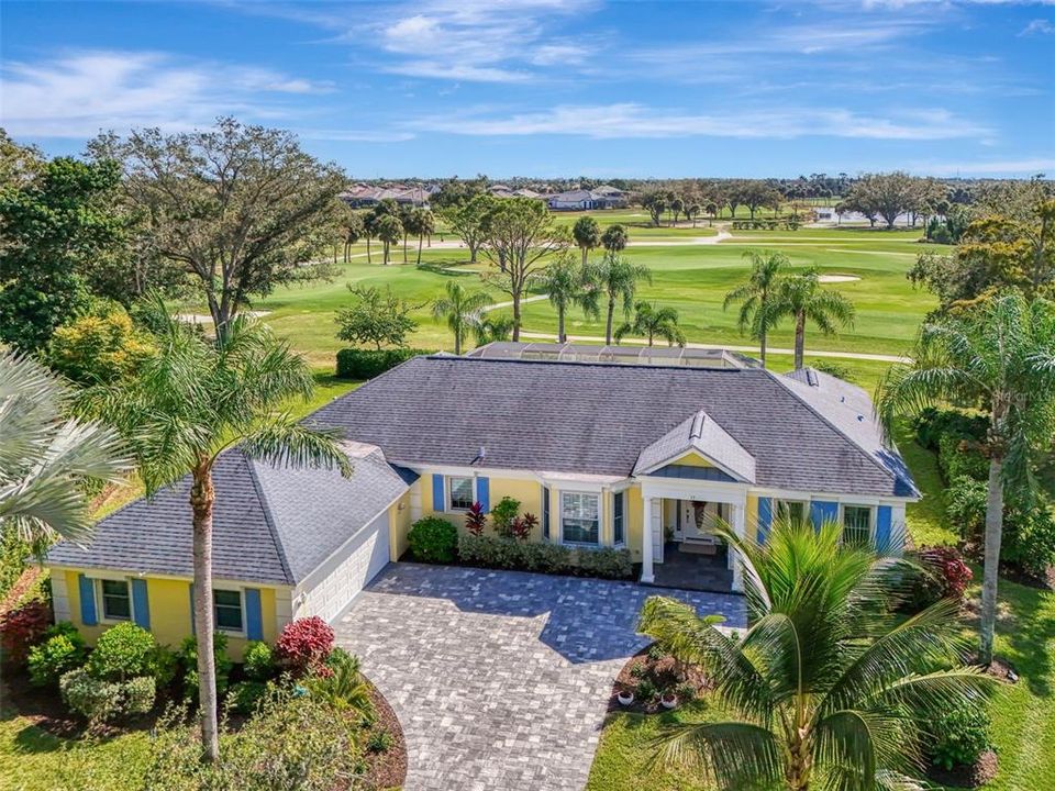 For Sale: $849,900 (3 beds, 2 baths, 2471 Square Feet)