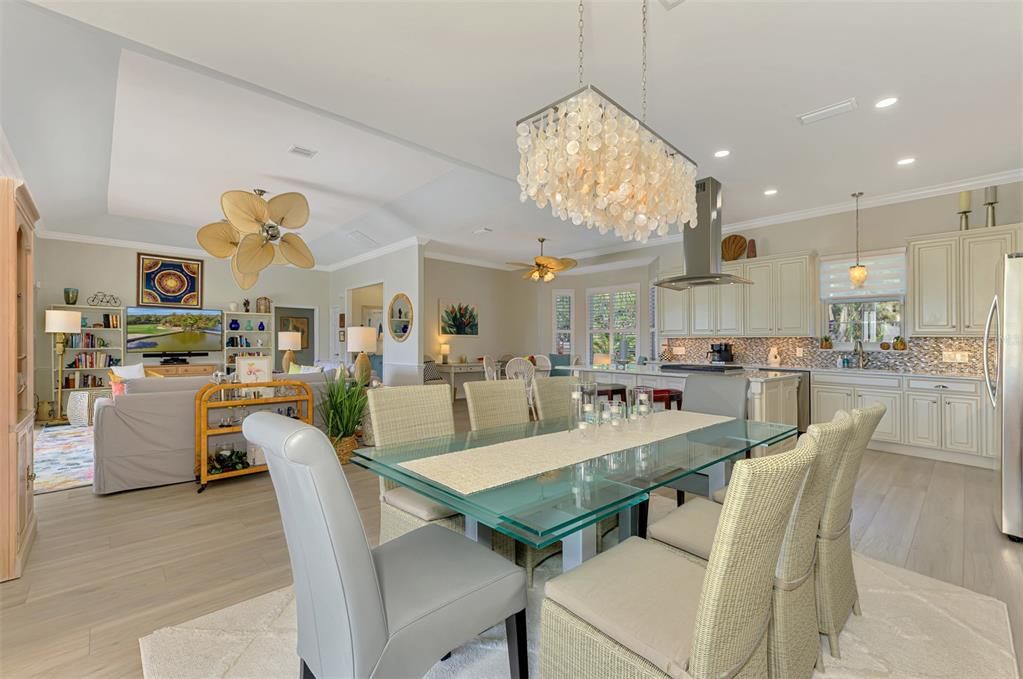 For Sale: $849,900 (3 beds, 2 baths, 2471 Square Feet)