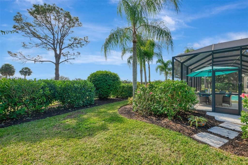 For Sale: $849,900 (3 beds, 2 baths, 2471 Square Feet)