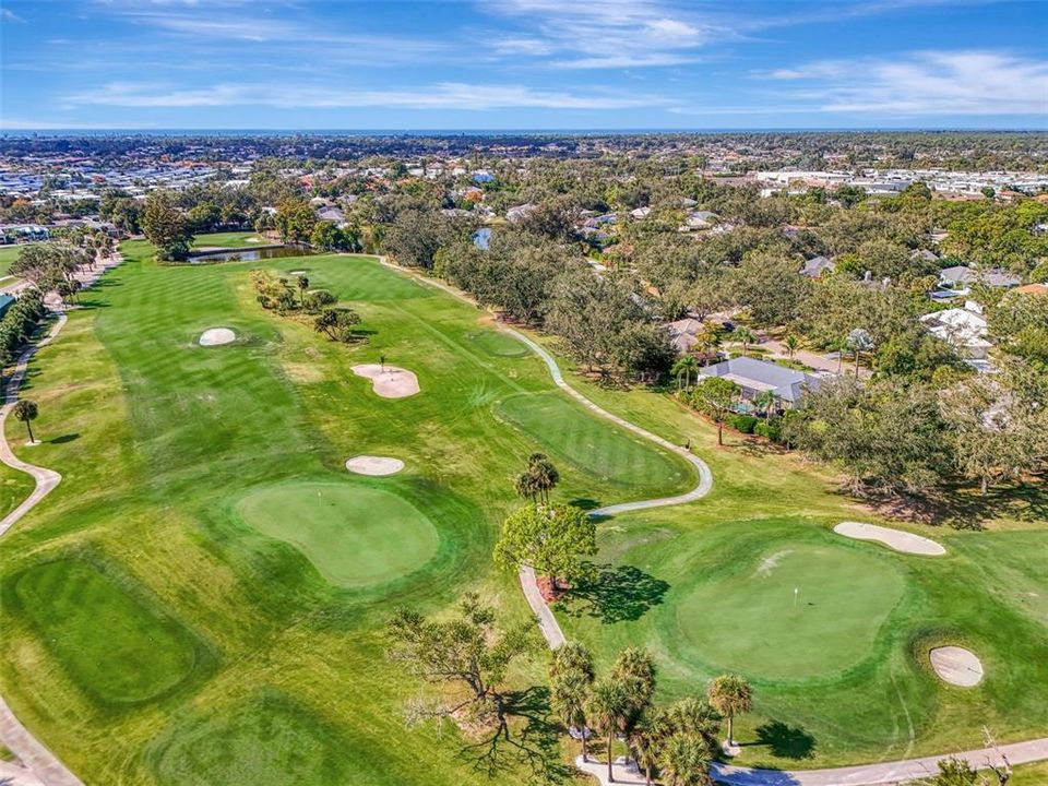 For Sale: $849,900 (3 beds, 2 baths, 2471 Square Feet)