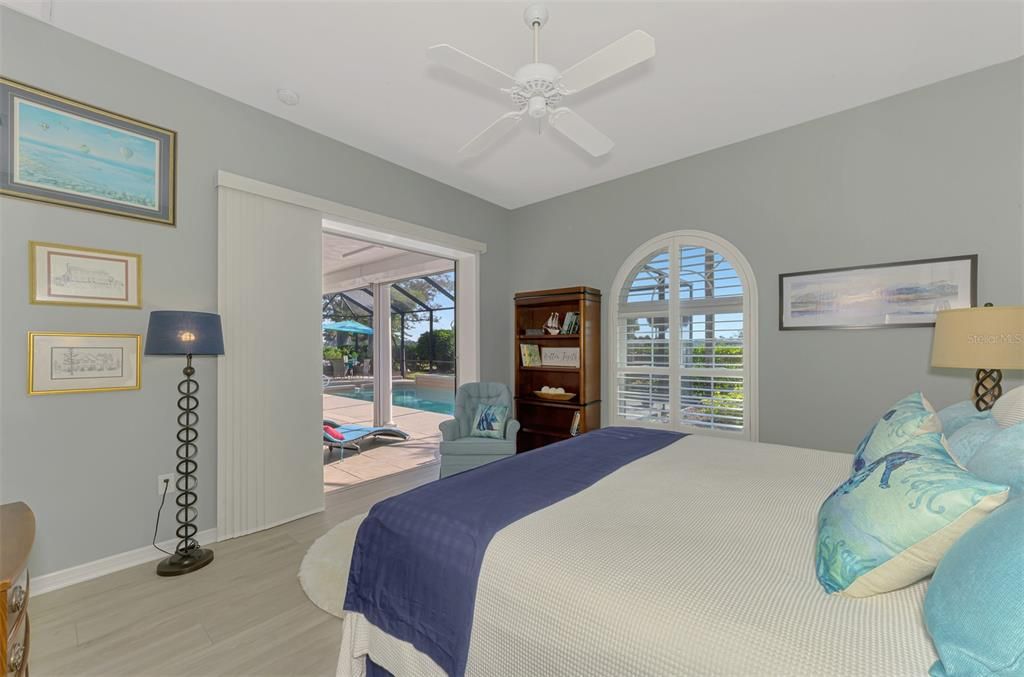 For Sale: $849,900 (3 beds, 2 baths, 2471 Square Feet)