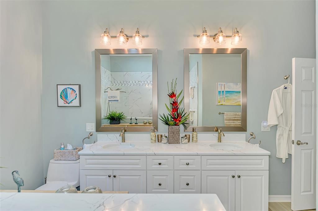 For Sale: $849,900 (3 beds, 2 baths, 2471 Square Feet)