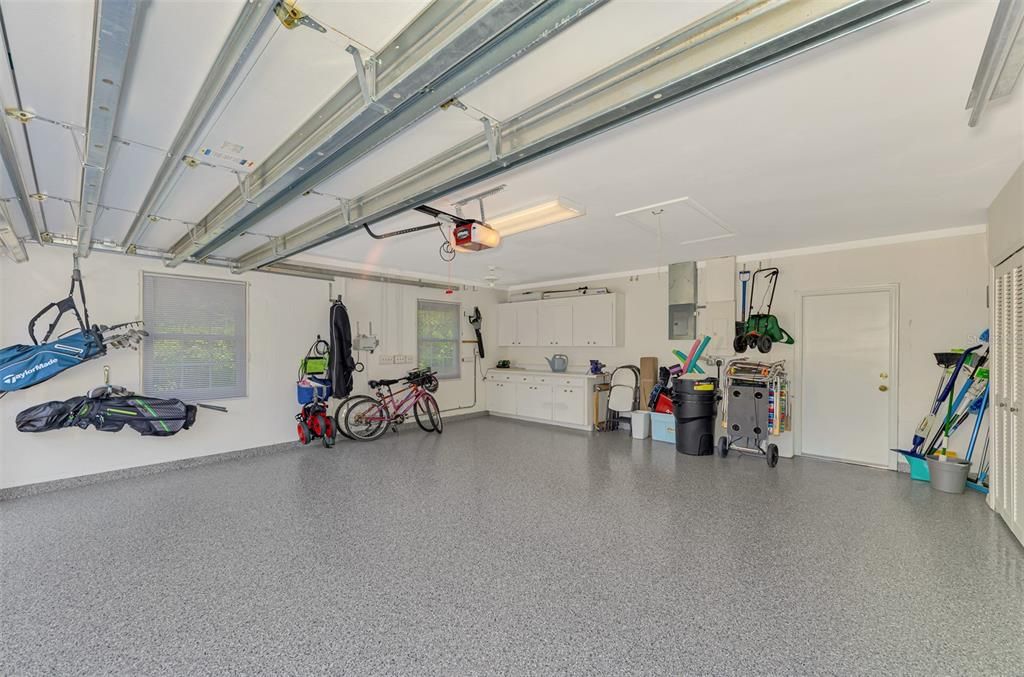 For Sale: $849,900 (3 beds, 2 baths, 2471 Square Feet)