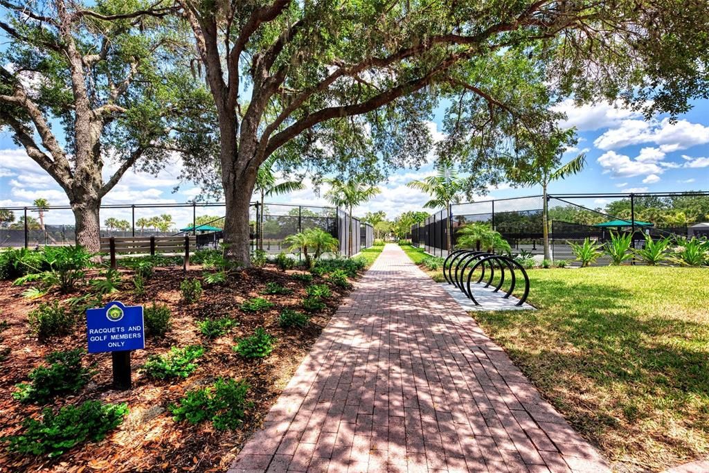 For Sale: $849,900 (3 beds, 2 baths, 2471 Square Feet)