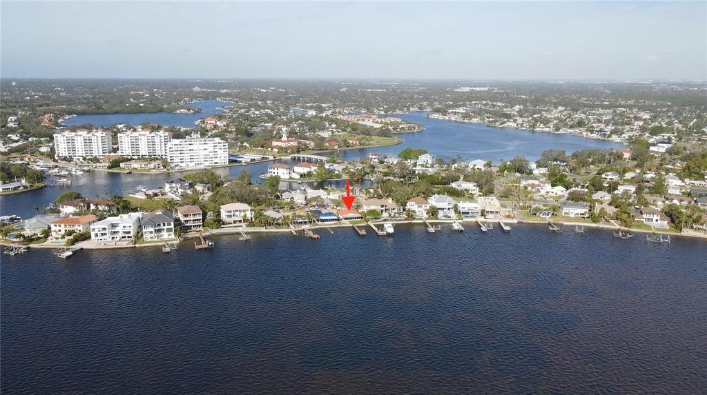 En Venta: $1,799,900 (0.23 acres)