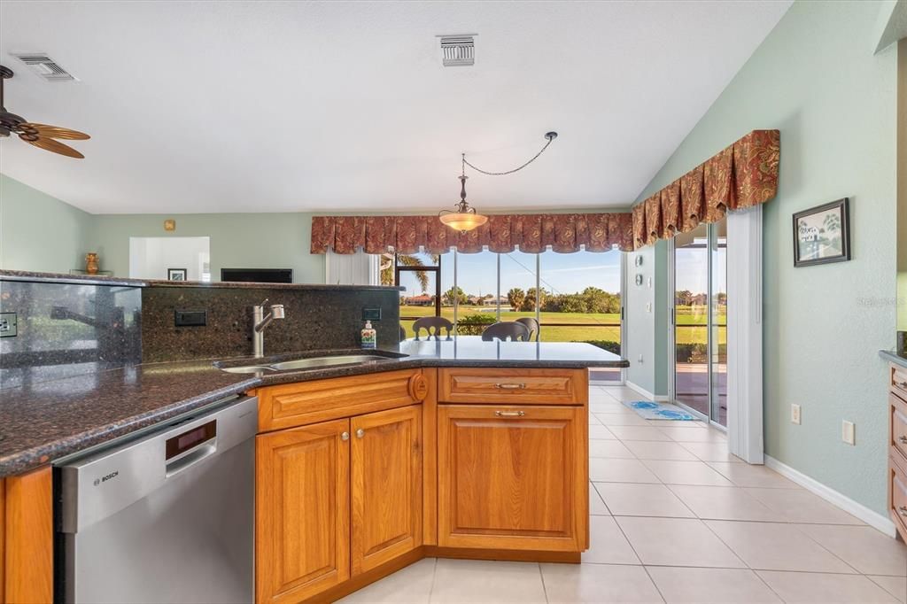 En Venta: $460,000 (3 camas, 2 baños, 2459 Pies cuadrados)