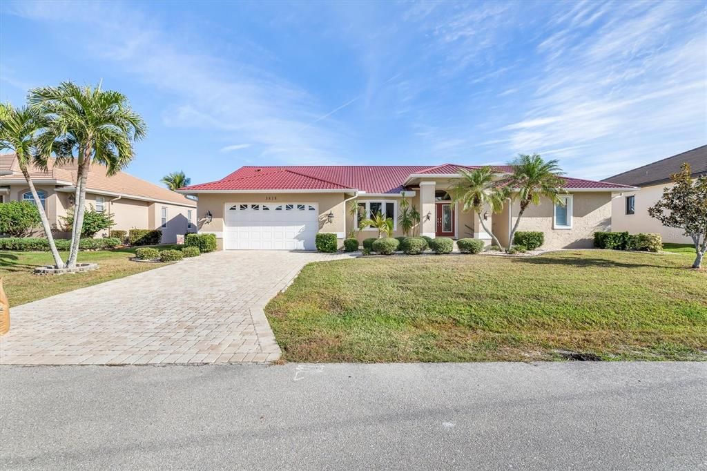 En Venta: $460,000 (3 camas, 2 baños, 2459 Pies cuadrados)