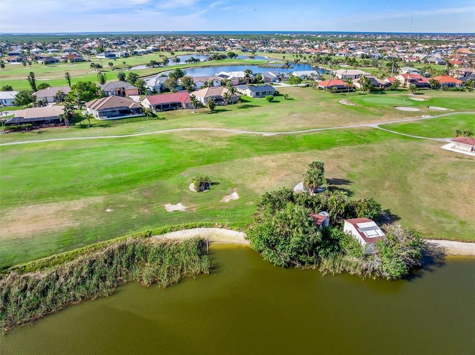 En Venta: $460,000 (3 camas, 2 baños, 2459 Pies cuadrados)