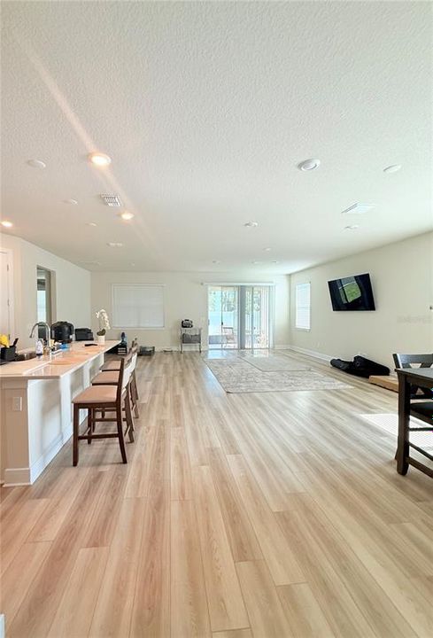 На продажу: $550,000 (3 спален, 3 ванн, 2230 Квадратных фут)