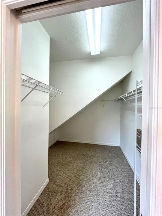 В аренду: $2,300 (4 спален, 3 ванн, 2567 Квадратных фут)