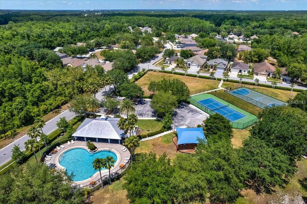 В аренду: $2,300 (4 спален, 3 ванн, 2567 Квадратных фут)