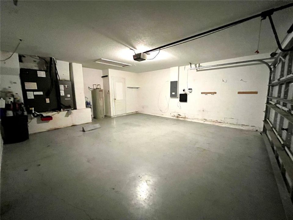 В аренду: $2,300 (4 спален, 3 ванн, 2567 Квадратных фут)