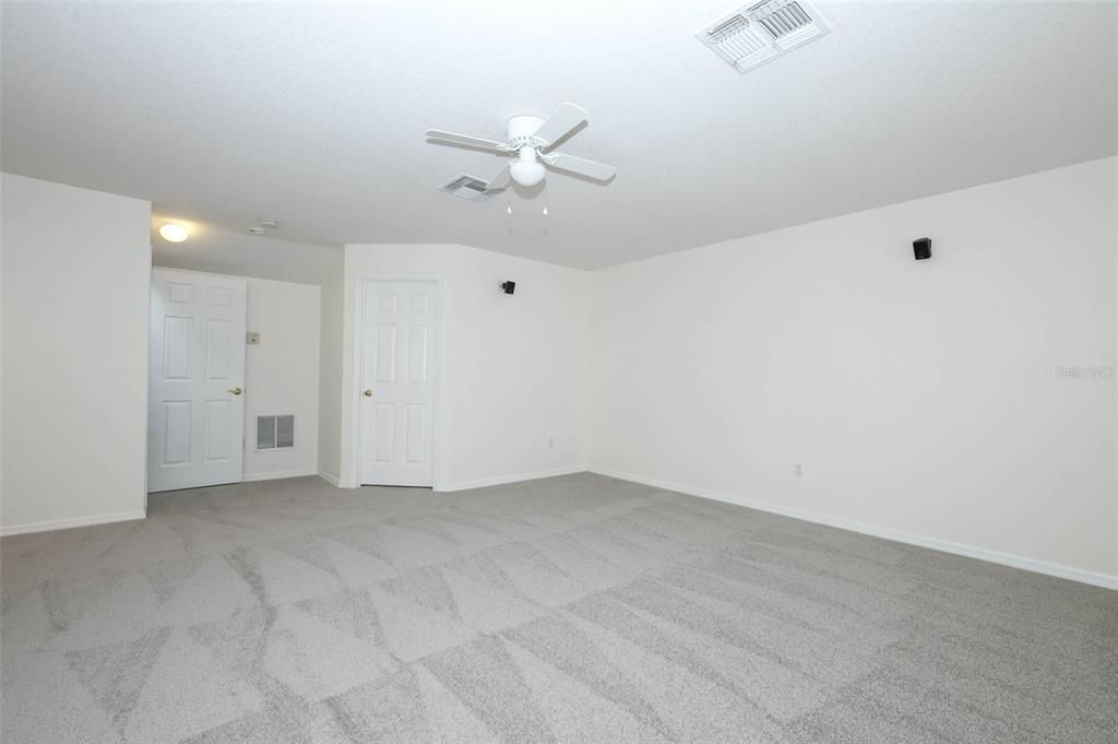 For Sale: $739,900 (4 beds, 4 baths, 3186 Square Feet)