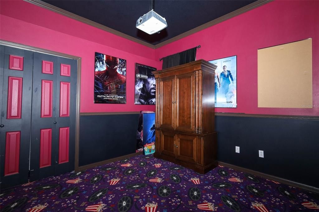 For Sale: $739,900 (4 beds, 4 baths, 3186 Square Feet)