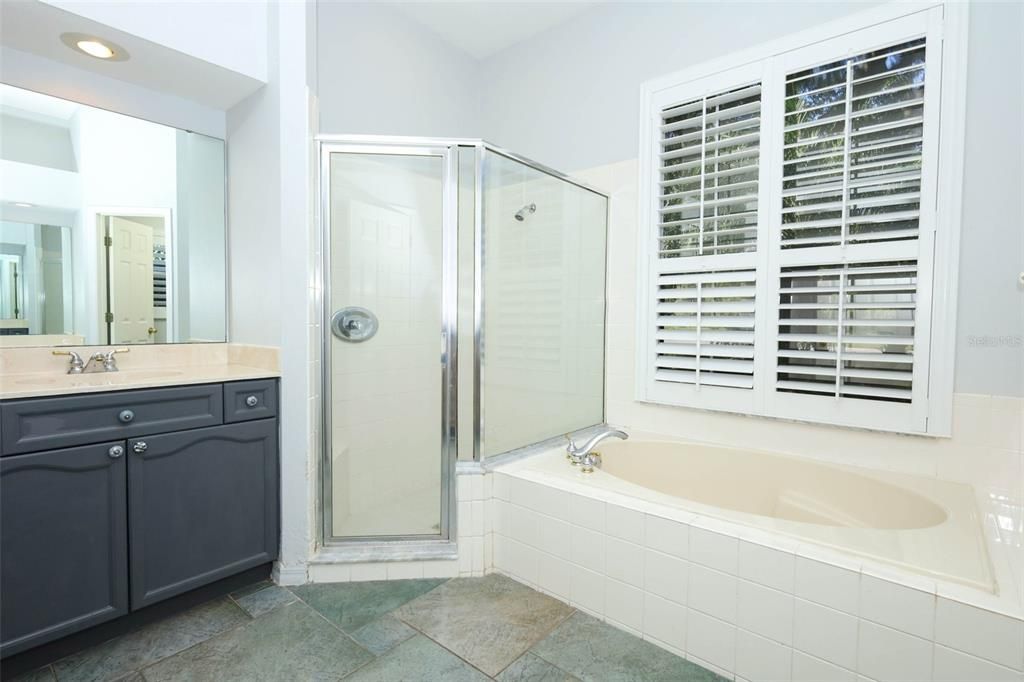 For Sale: $739,900 (4 beds, 4 baths, 3186 Square Feet)